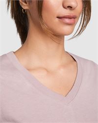 T-SHIRT MANICA CORTA SCOLLO A V